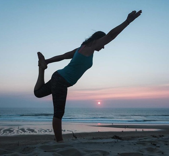 En intégrant Natarajasana dans votre pratique, vous cultivez la sérénité et le bien-être, en harmonisant le corps et l'esprit. 