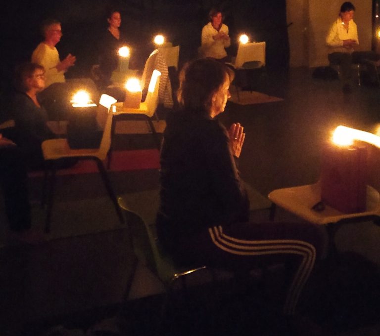 Meditation Relaxation concentration Blanquefort Méditation guidée axée sur la respiration consciente et la relaxation profonde. Ce moment de bien-être favorise la concentration.